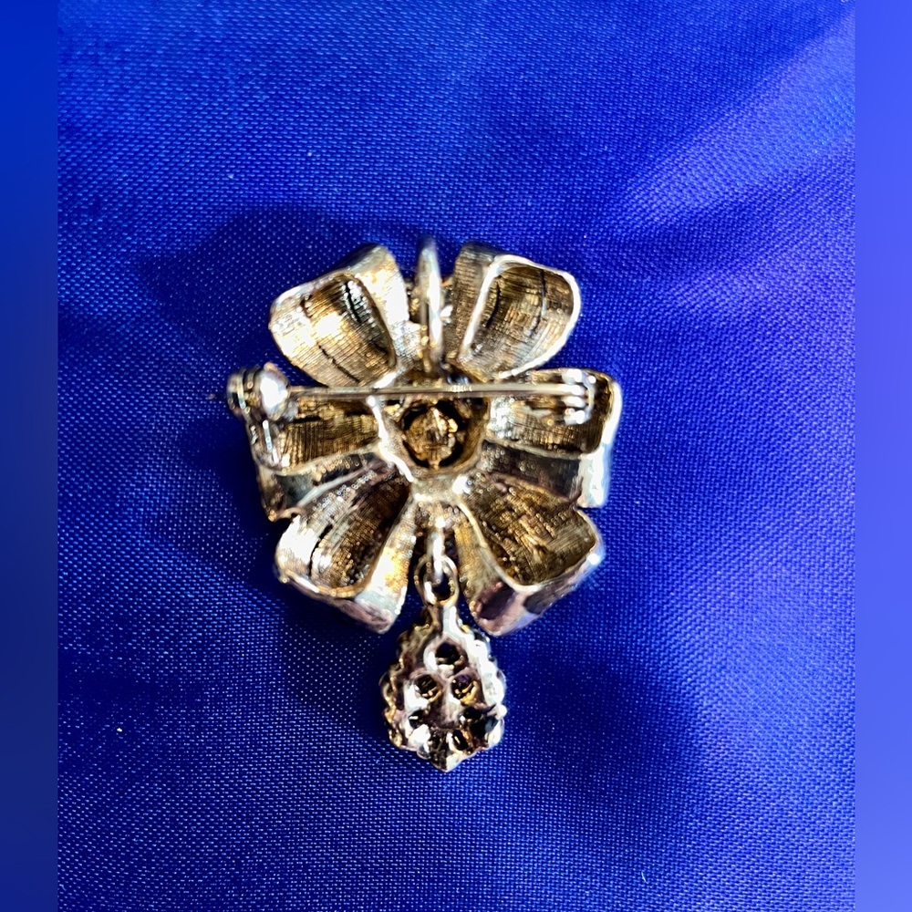 Rhinestone Brooch - Picture 3 of 5